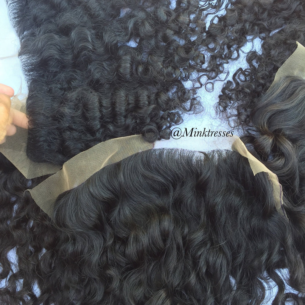 Signature Wavy Lace Frontal