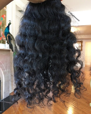 Happy Holidays Signature Deep Wavy/Curly Bundle Deals