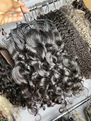Signature Wavy Clip Ins